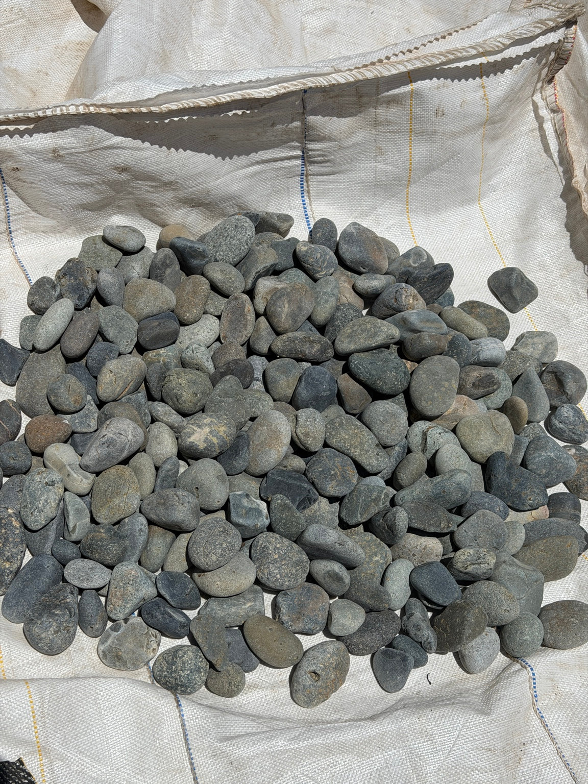 Black Mexican beach pebbles 1 to 2 inch — Pacific Pebble