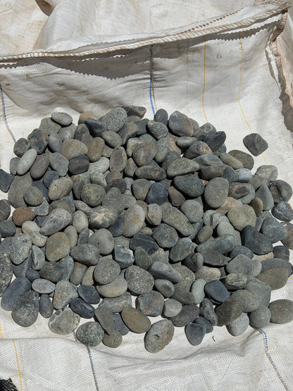 Black Mexican beach pebbles 1 to 2 inch — Pacific Pebble