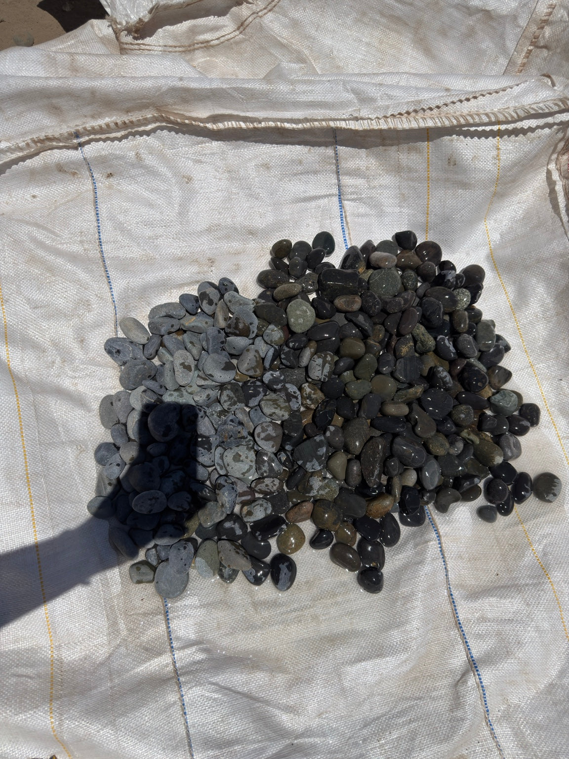 Black Mexican beach pebbles half to 1 inch — Pacific Pebble