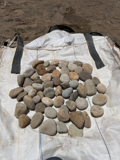 Buff Mexican beach pebbles 2 to 3 inch — Pacific Pebble